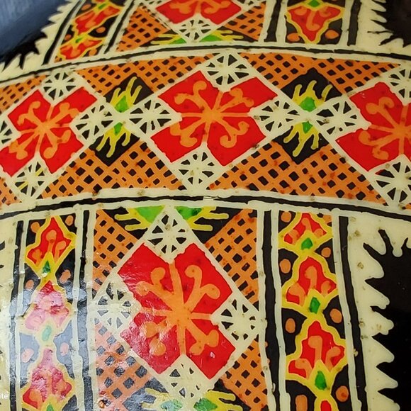 Traditional ukrainian Easter egg pysanka ostrich wheat folkart black red green - Picture 13 of 13